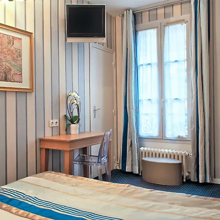 Hotel Romance Malesherbes By Patrick Hayat