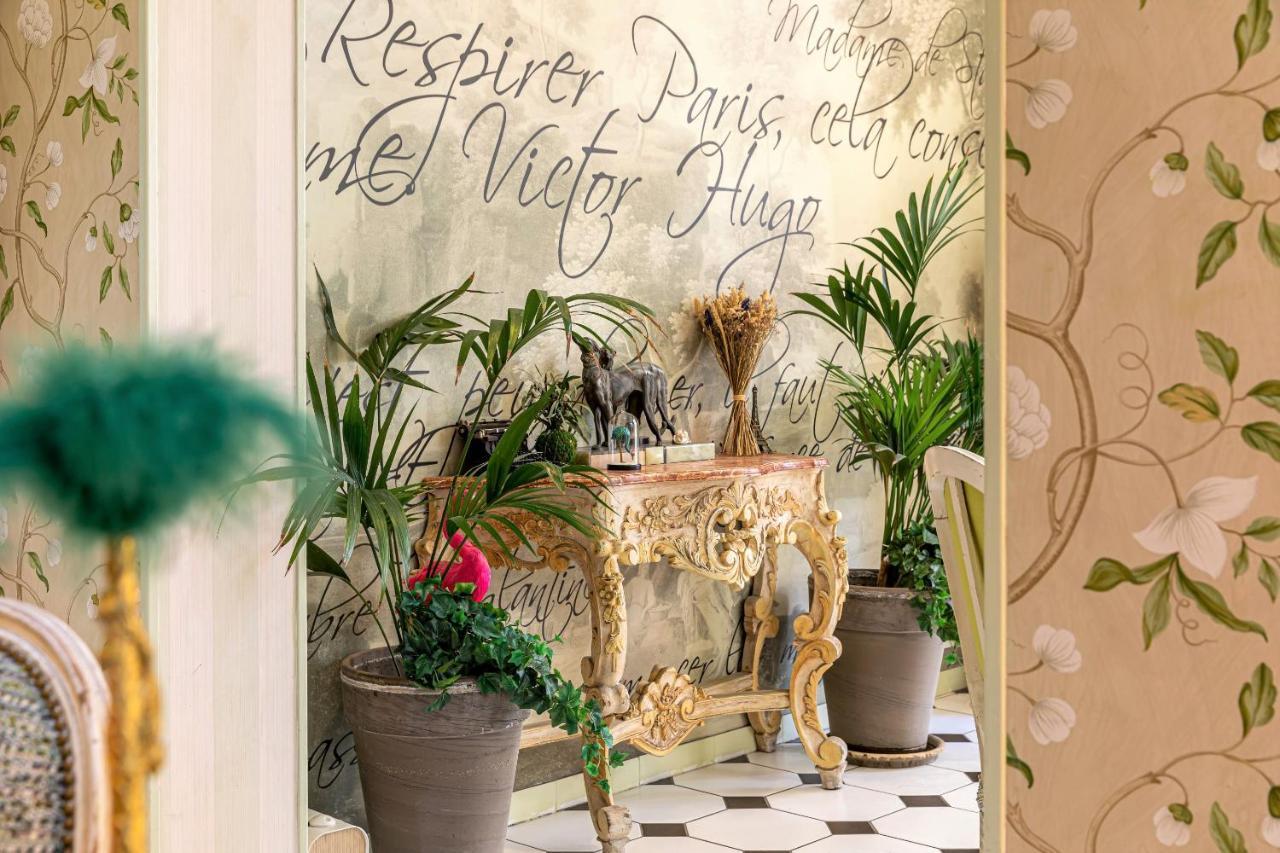 Hotel Romance Malesherbes By Patrick Hayat 3*