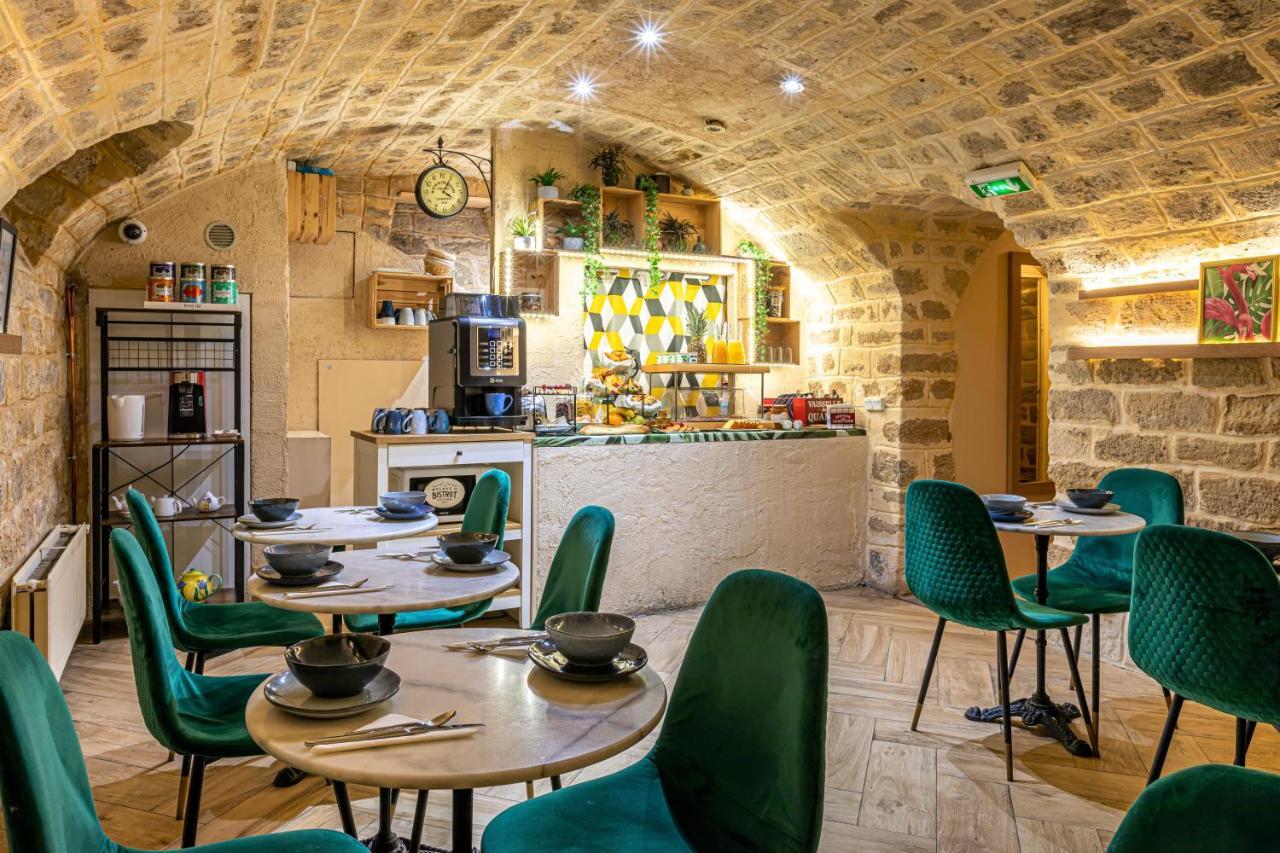 Hotel Romance Malesherbes By Patrick Hayat 3*