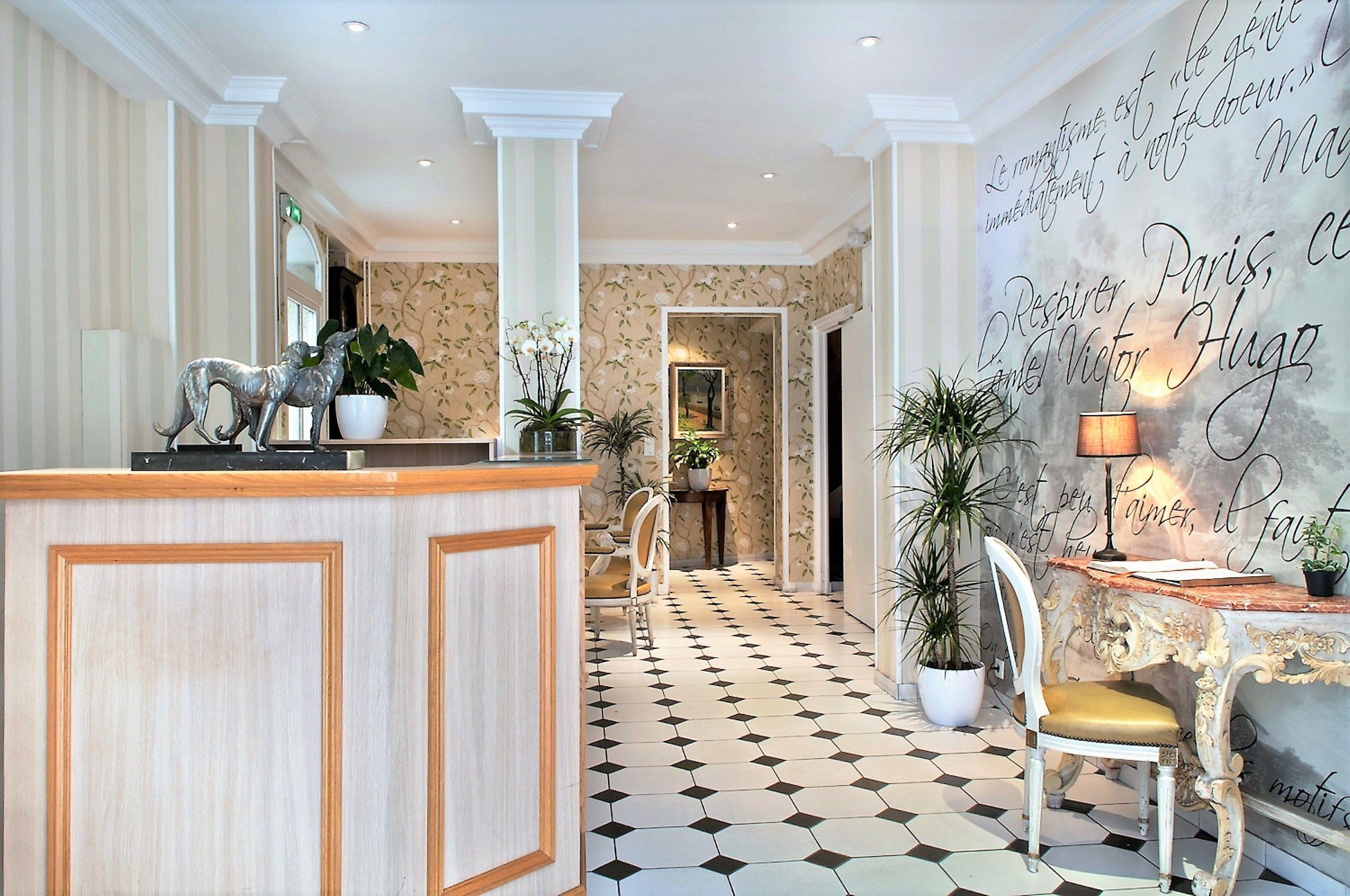 Romance Malesherbes By Patrick Hayat 3*