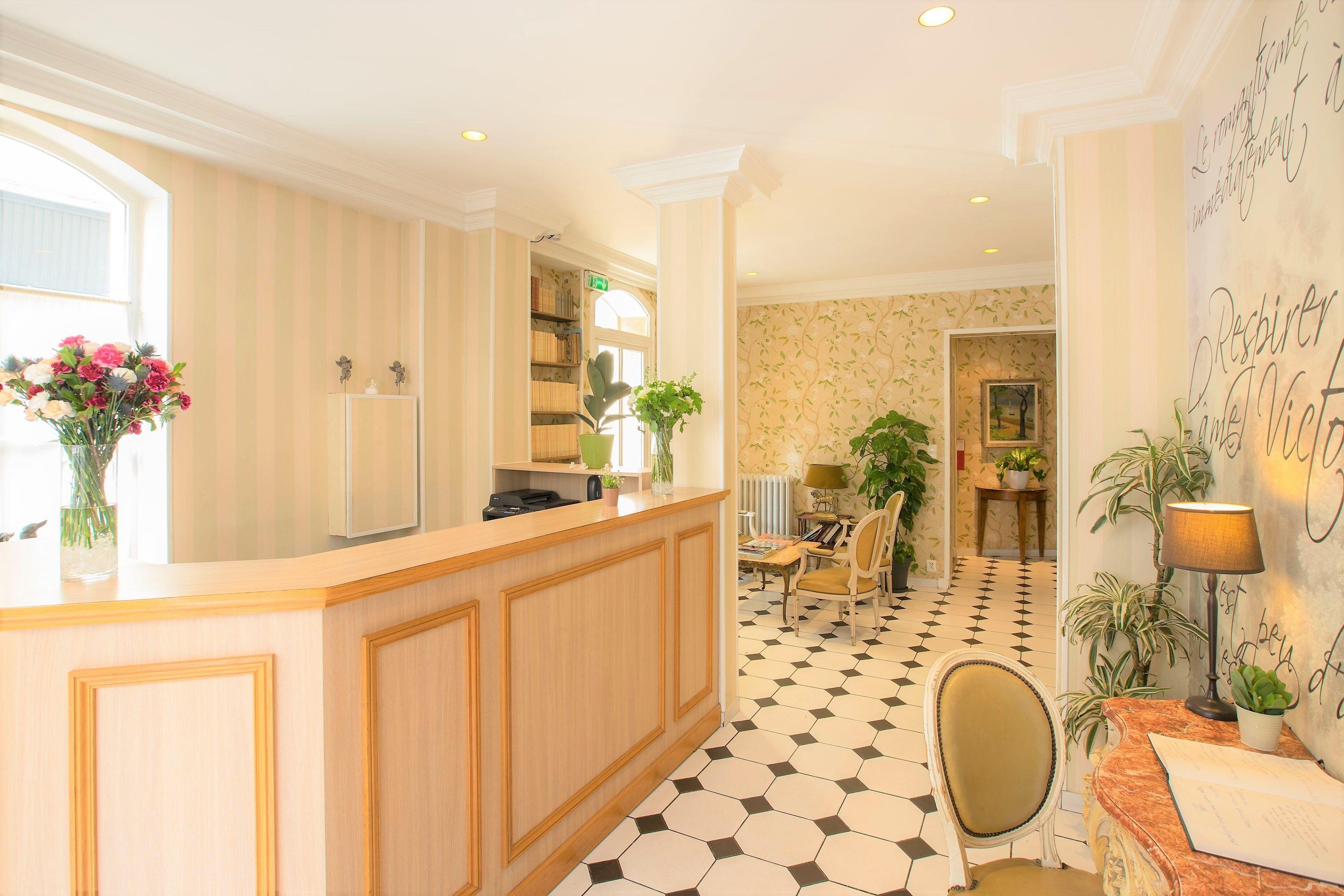 Hotel Romance Malesherbes By Patrick Hayat 3*