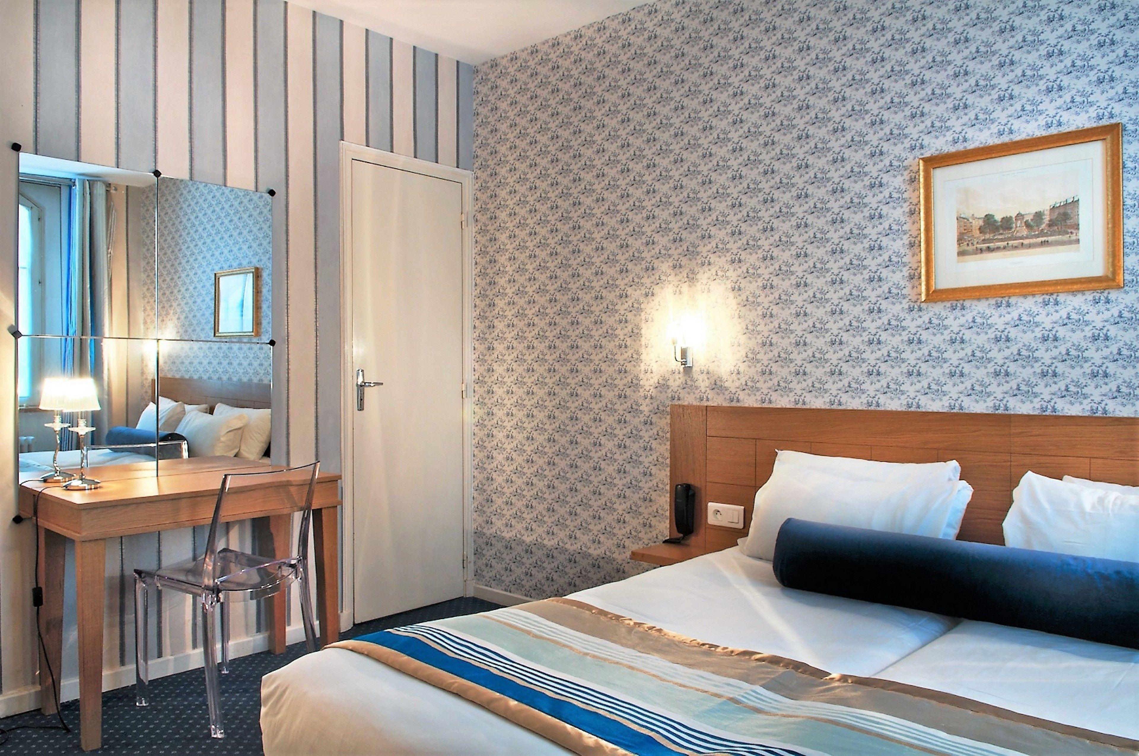 Romance Malesherbes By Patrick Hayat 3*