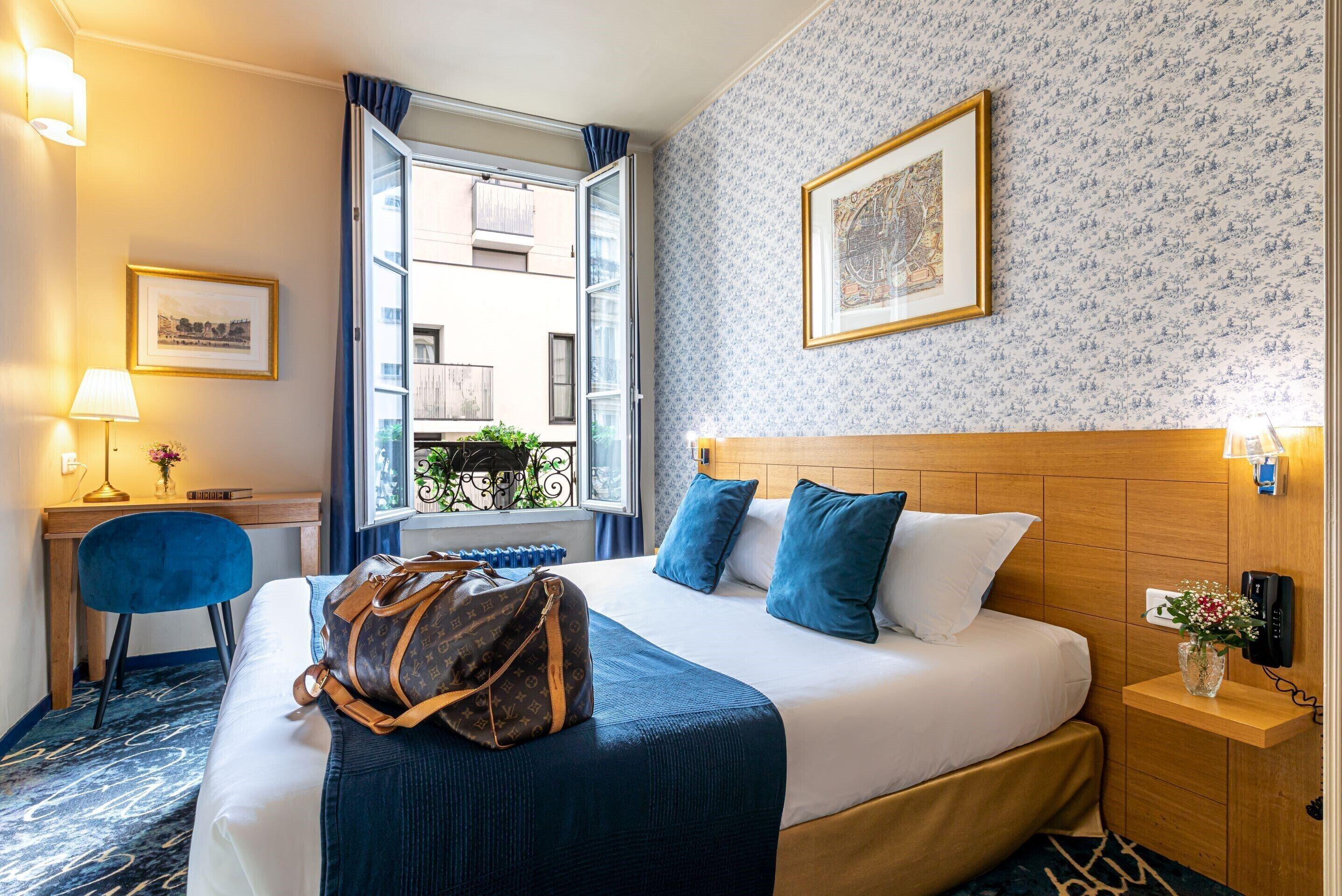 Romance Malesherbes By Patrick Hayat Hotel