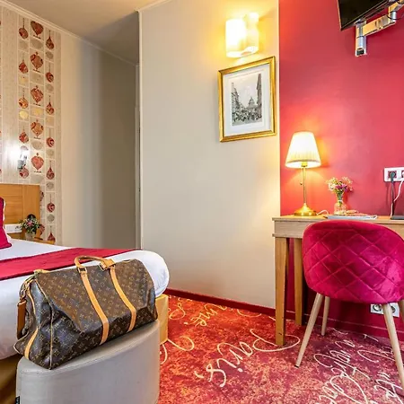 Hotel Romance Malesherbes By Patrick Hayat Parigi