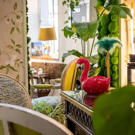 Hotel Romance Malesherbes By Patrick Hayat Parigi